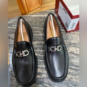 SALVATORE FERRAGAMO - Geneva 2 Loafers